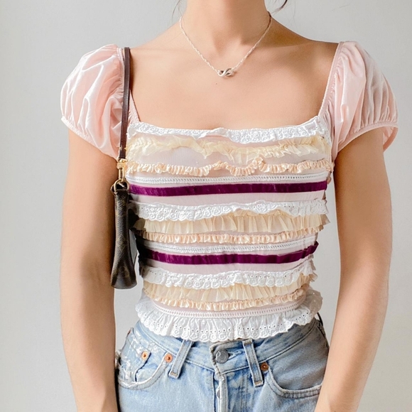 Urban Outfitters Kimchi Blue Liliana Ruffle Top Rose Pink - Picture 5 of 7